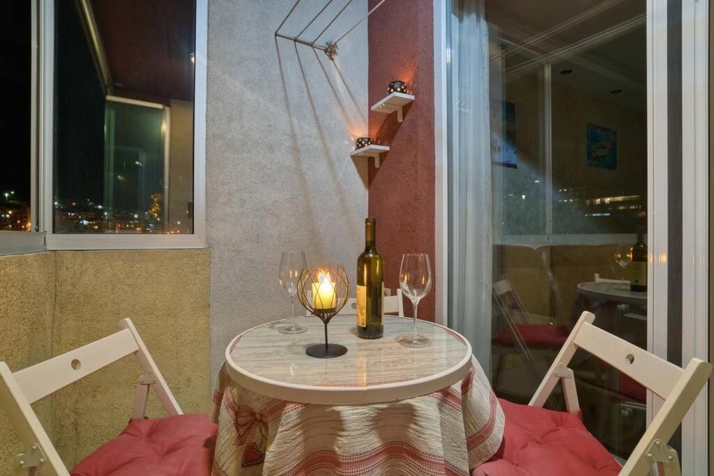Cozy Nest Apartment- Central And Seaboard With Elevator Kotor Exterior foto